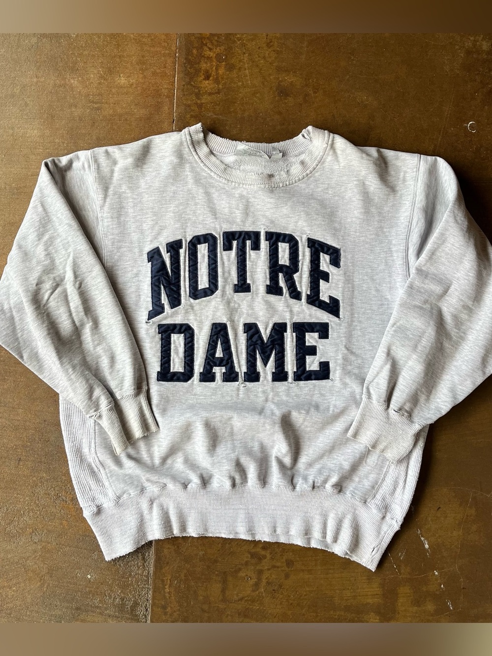 Vintage 90s Notre Dame Fighting Irish Reverse Weave Embroidered Crewneck XL Y2K